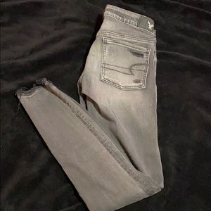 Black distressed jeggings